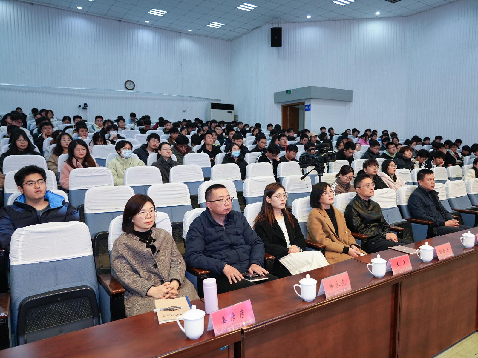 1765435680833532.jpg 03.jpg